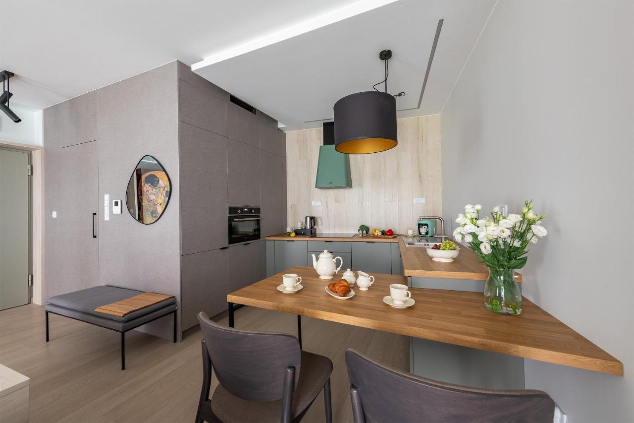 Kasprzaka P&o Serviced Apartment Warsaw